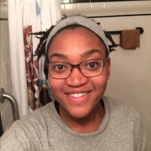 Meet your Posher, Ryia